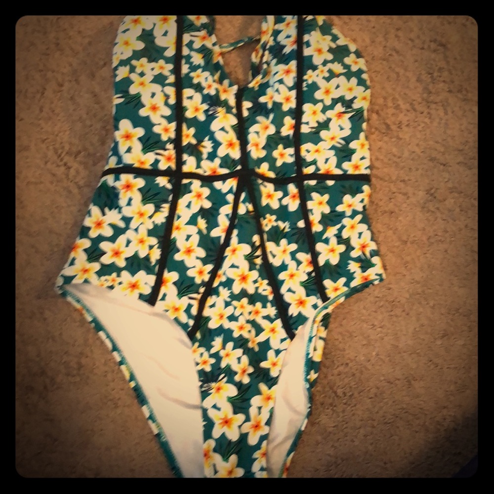 Cupshe one piece
